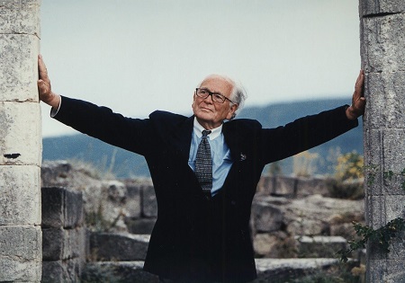 Marquis de Sade - Lacoste : le village quasi désert de Pierre Cardin